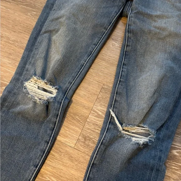 American Eagle Jean - Picture 2 of 6